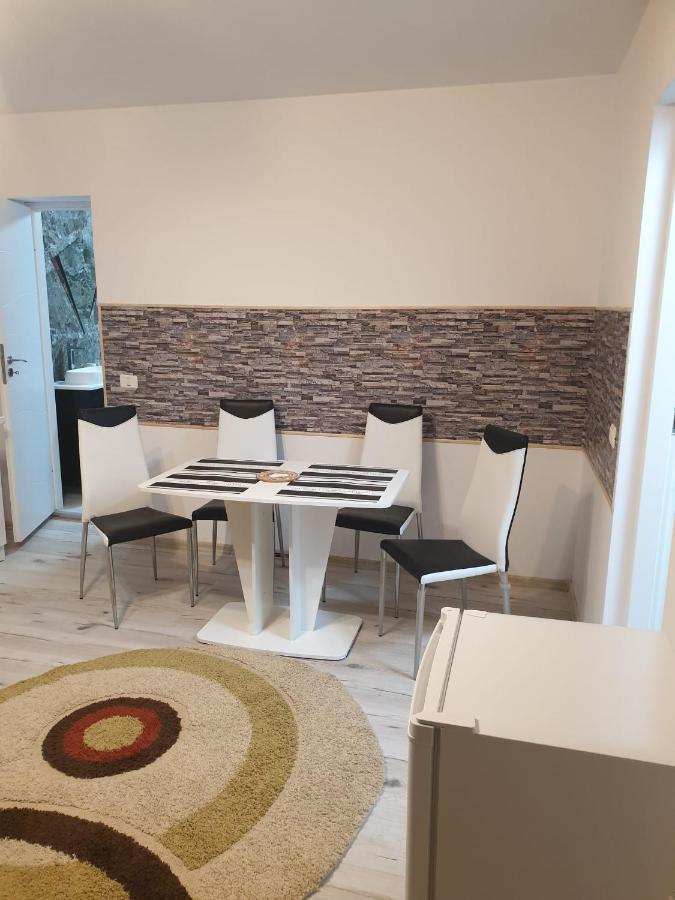 Lucky Residence Astra 1 Braşov Exteriör bild